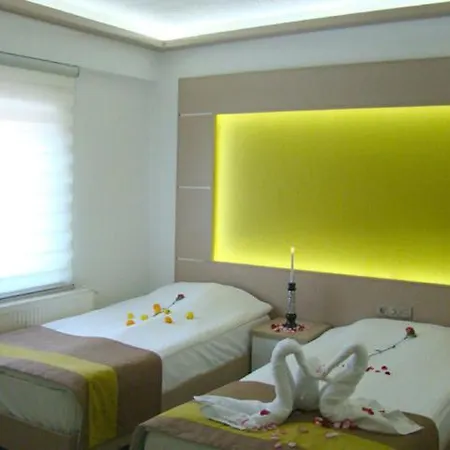 Derya Hotel