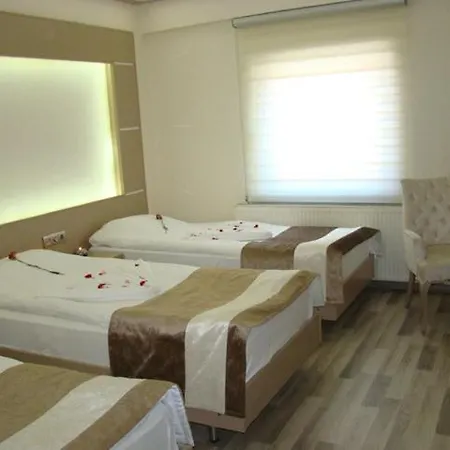 Derya Hotel