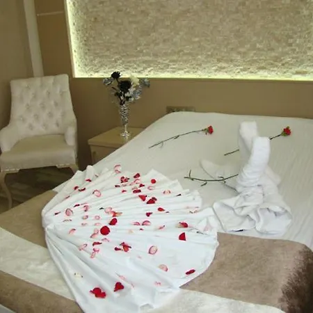 Derya Hotel