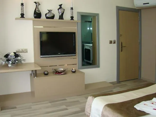 Derya Hotel 2*